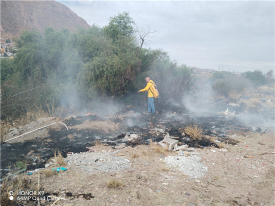 Sofocan incendio de pastizal en carretera Chihuahua-Aldama con afectación de una hectárea - imagen 2