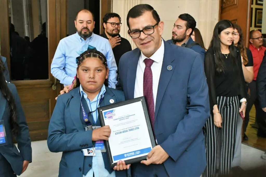 Niña tarahumara de 12 años asume por un día como Fiscal General de Chihuahua - imagen 2