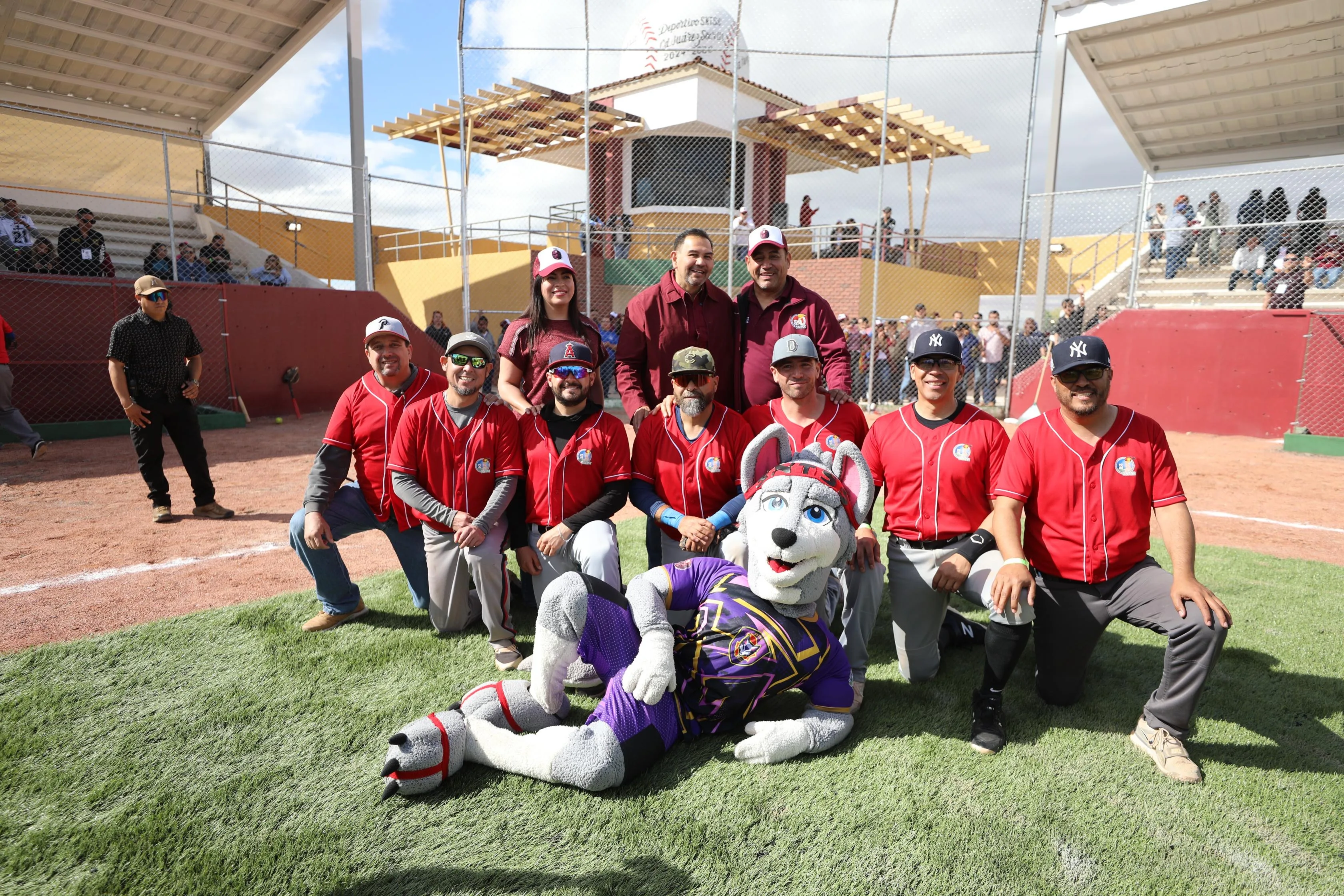 Entregan remodelación de centro deportivo del SNTSS con inversión de 7 millones de pesos en Ciudad Juárez - imagen 2