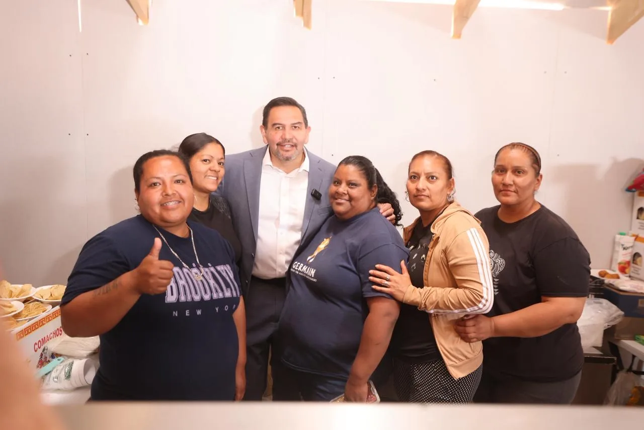 Inaugura alcalde comedor gratuito para niños en Los Kilómetros de Ciudad Juárez - imagen 12