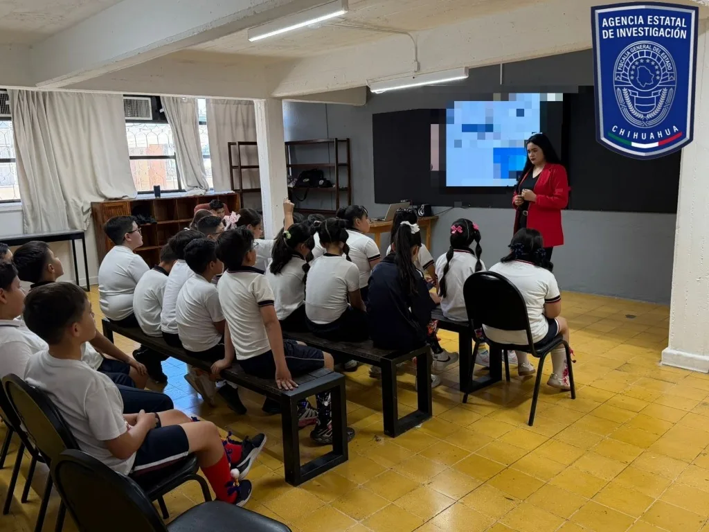 GOECHI realiza jornadas de prevención en escuela de Parral