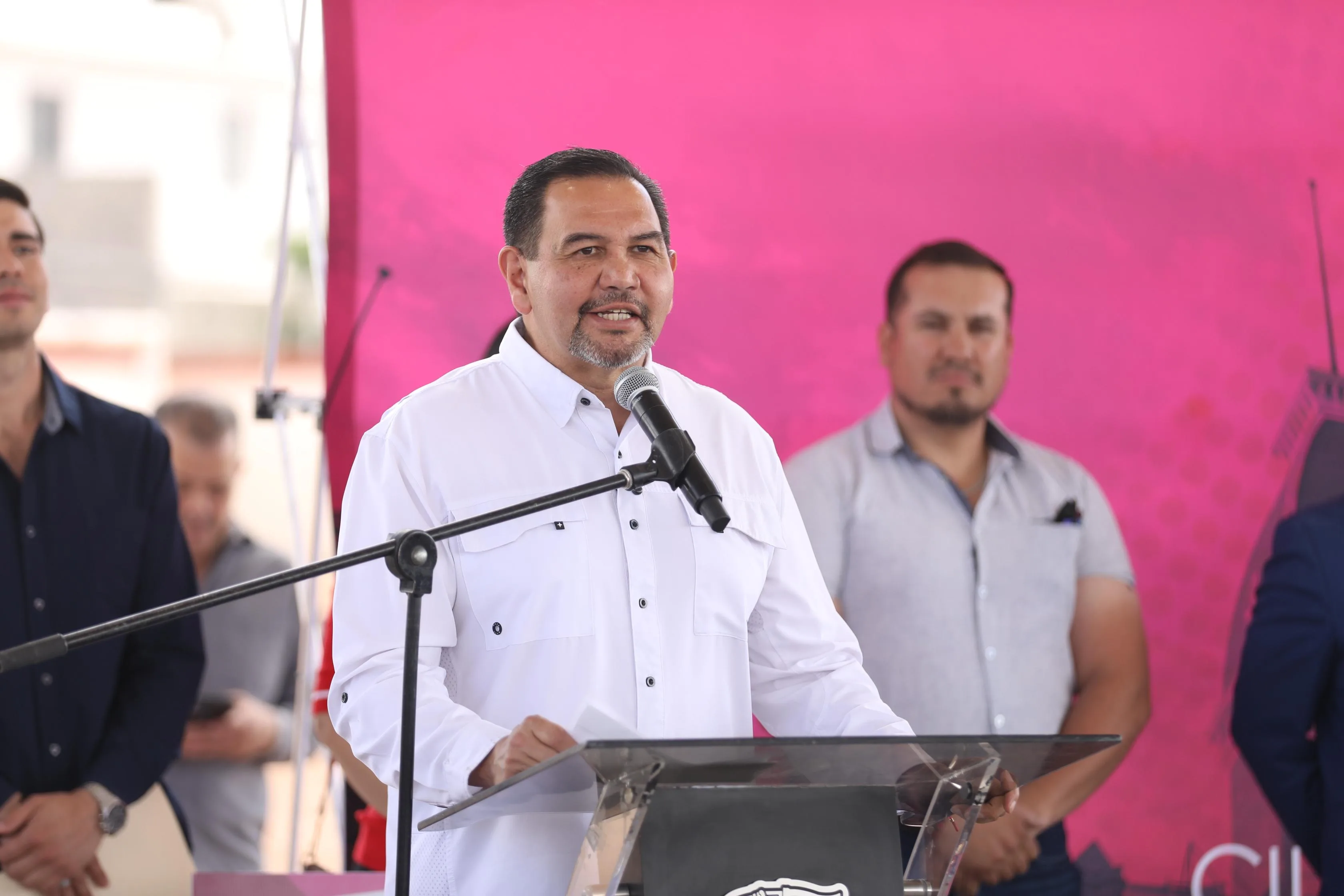Entregan obras por 8.6 mdp en secundarias de Praderas del Sol