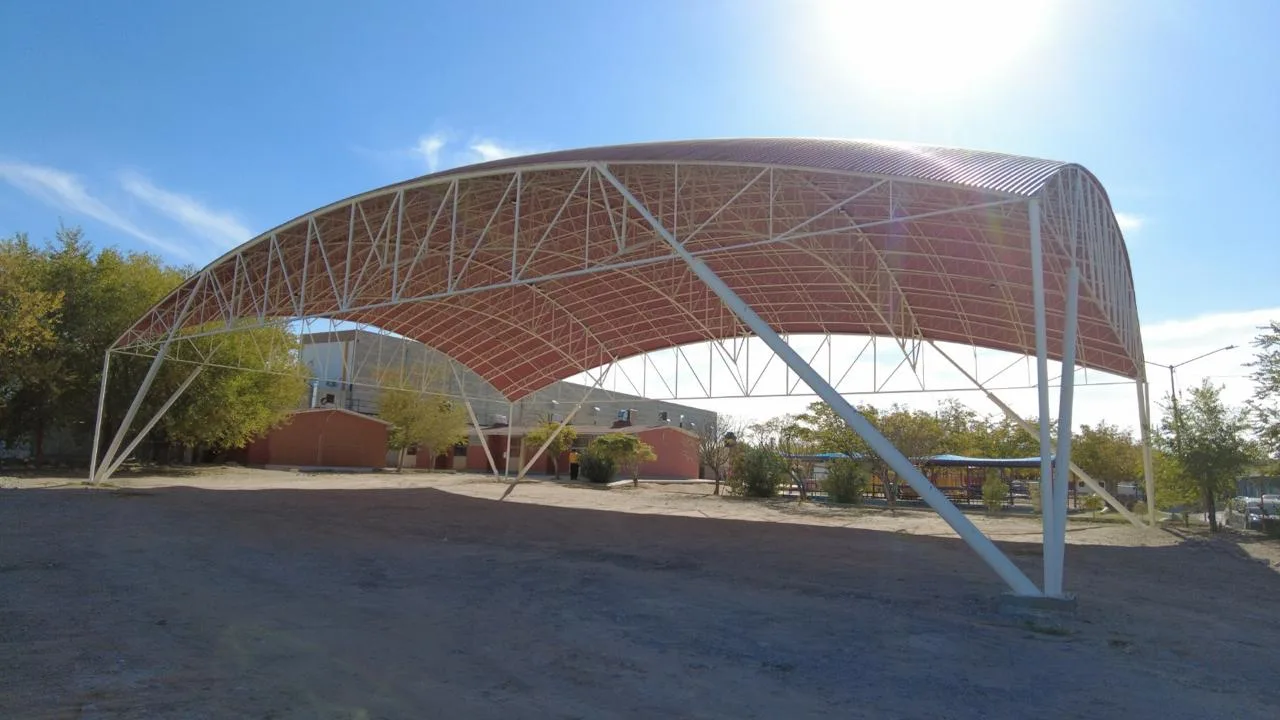 Obras Públicas concluye 20 domos escolares en Juárez; serán entregados por el alcalde Pérez Cuéllar - imagen 4