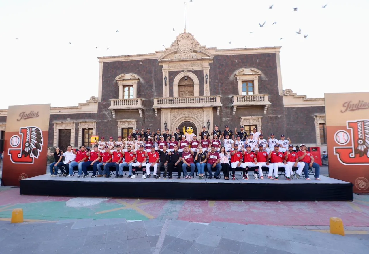 Pérez Cuéllar respalda a los Indios de Juárez en su búsqueda del bicampeonato estatal de beisbol 2026 - imagen 10