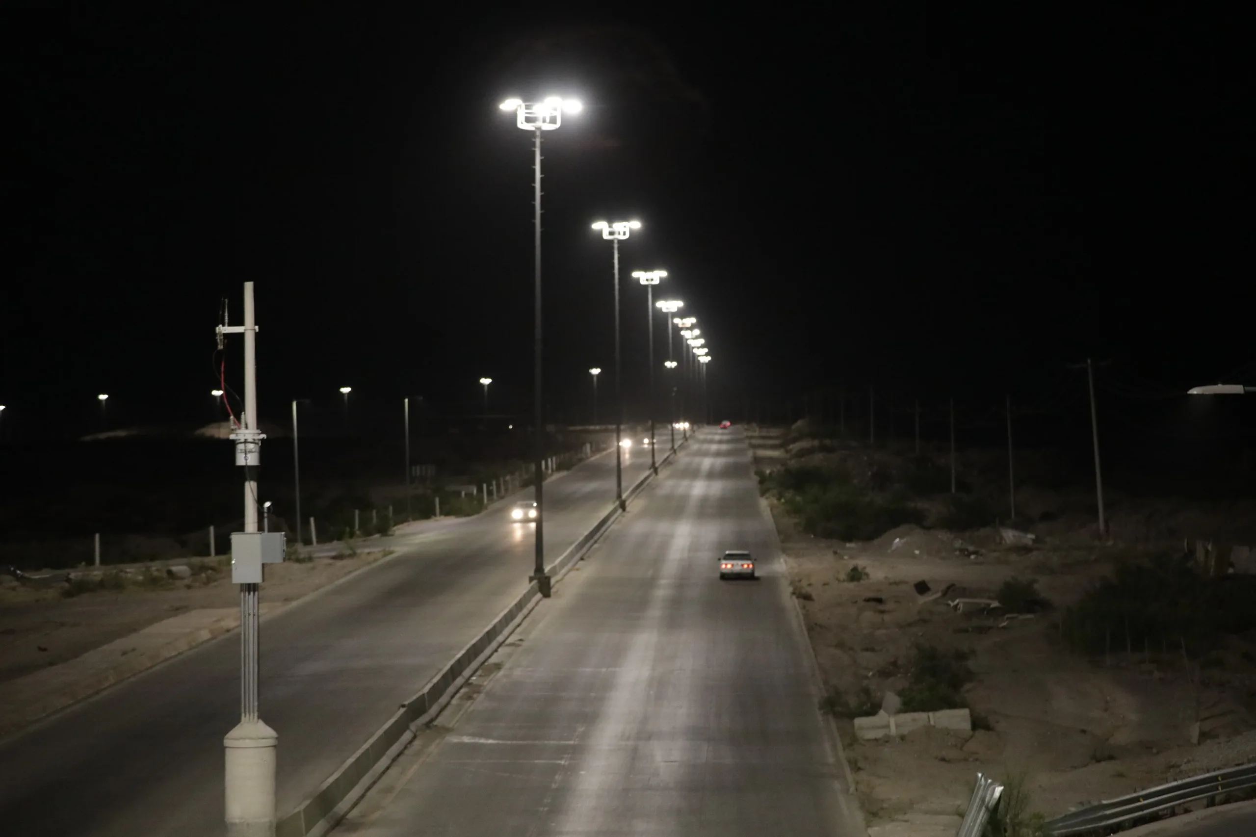 Ciudad Juárez rehabilita 7.3 km de alumbrado en Camino Real con 450 lámparas y 38 millones de pesos de inversión - imagen 19