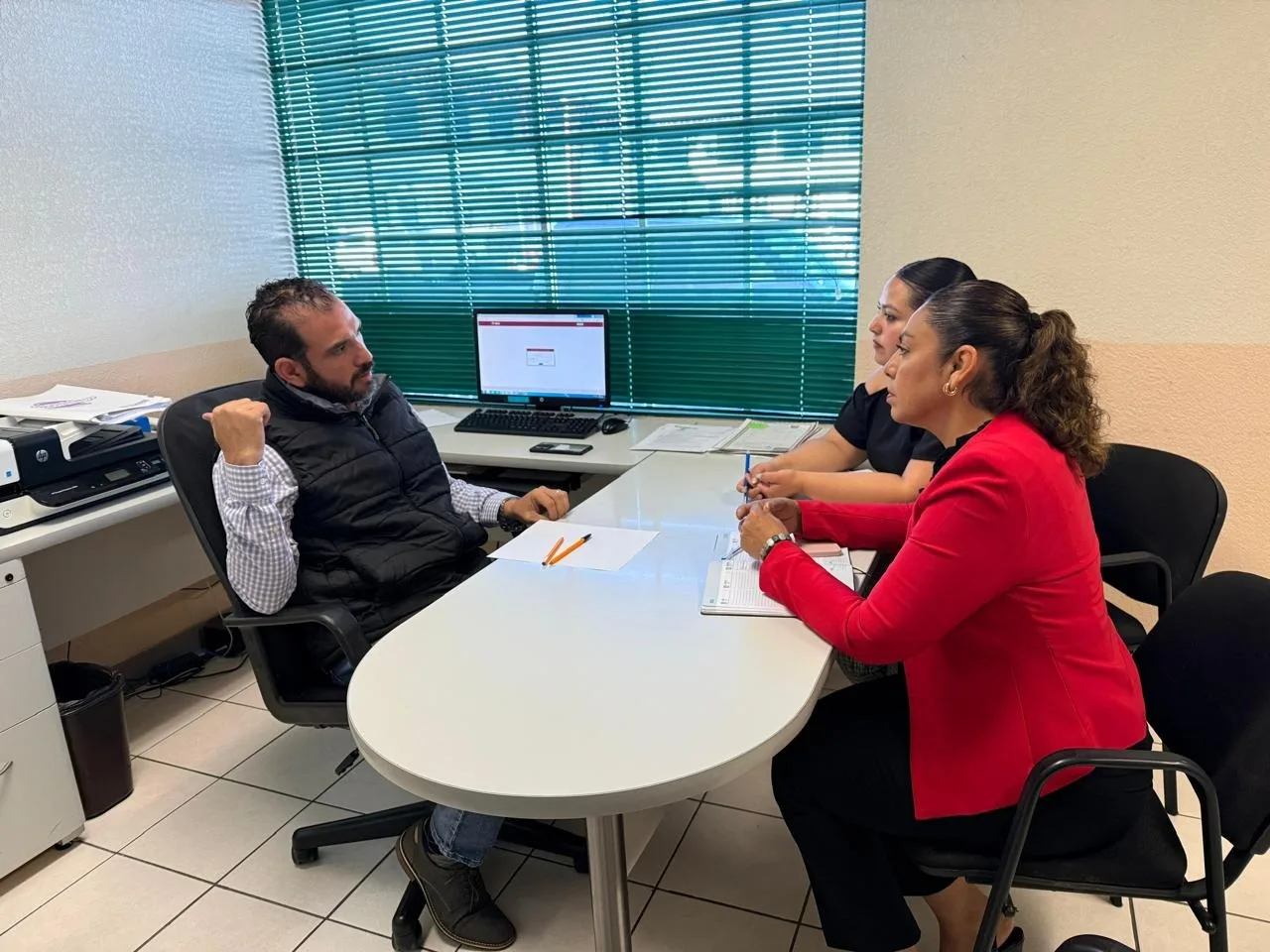 CEJUM y Registro Civil de Cuauhtémoc acuerdan agilizar trámites para mujeres víctimas de violencia - imagen 1