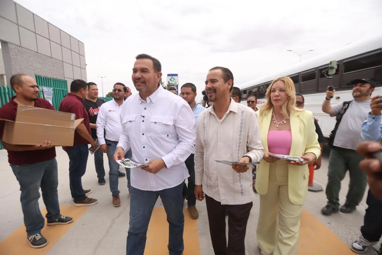 Alcalde de Juárez recorre Conalep 323 e informa sobre obras de casi 10 millones de pesos en infraestructura urbana y educativa - imagen 8
