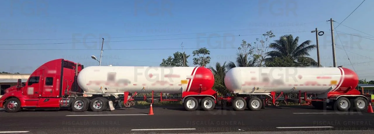 Aseguran tractocamión con más de 81 mil litros de gas L.P. en Huimanguillo; FGR abre investigación