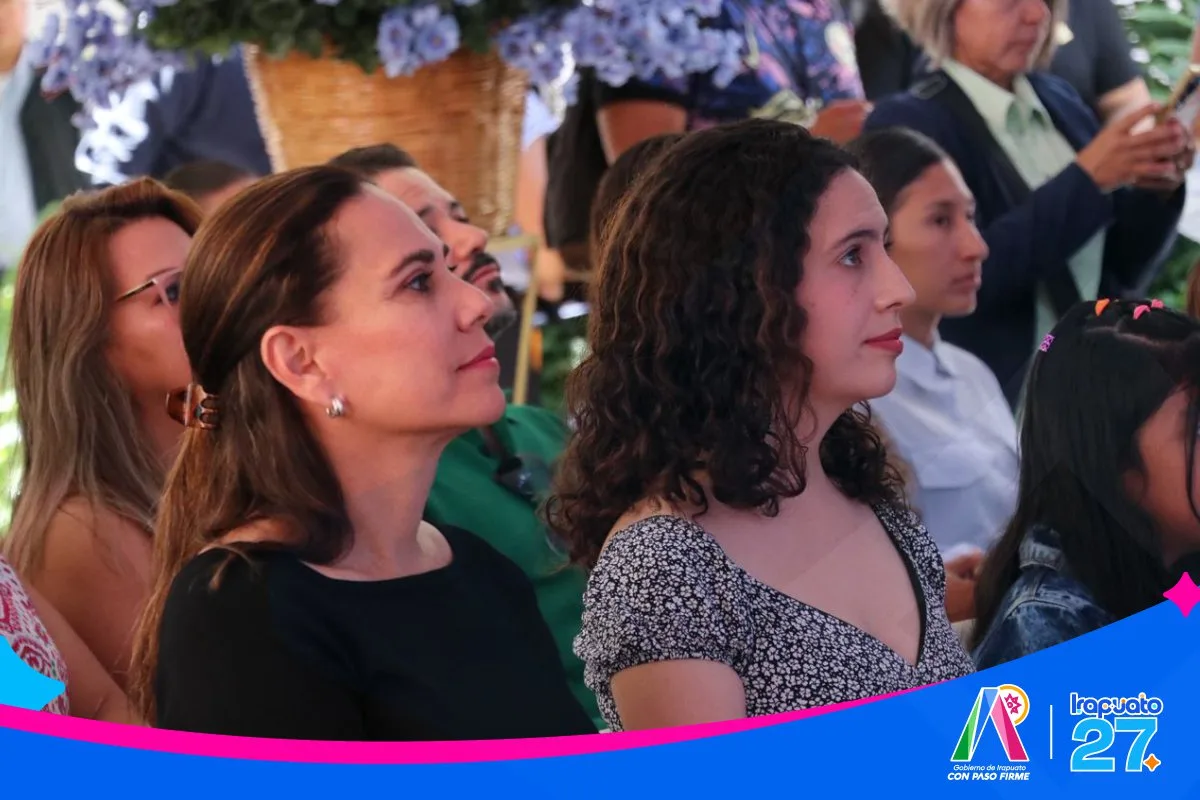 Niños y adolescentes de Irapuato celebran su ciudad con cuentos en la Feria del Libro - imagen 6