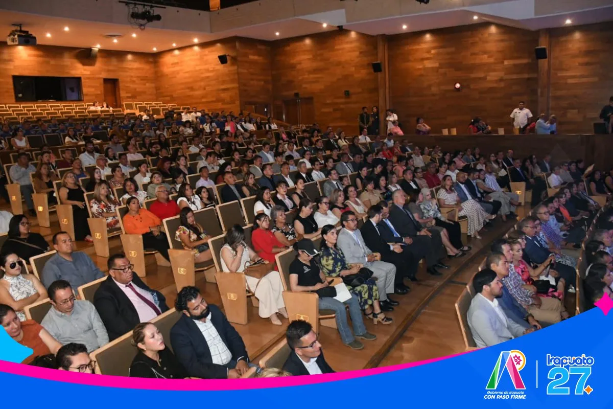 Irapuato entrega por quinta vez el reconocimiento docente 'Ramón Barreto de Tábora' en el Día del Maestro - imagen 6