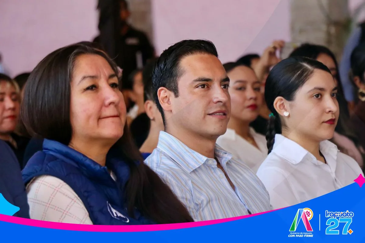 Irapuato entrega 50 laptops a estudiantes destacados de preparatoria y universidad - imagen 5