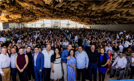 Marco Bonilla reconoce a docentes de Chihuahua en el Día del Maestro y advierte rezago educativo en México