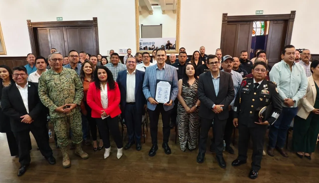 Chihuahua firma convenios para capacitar policías de 16 municipios con apoyo de la SSPE