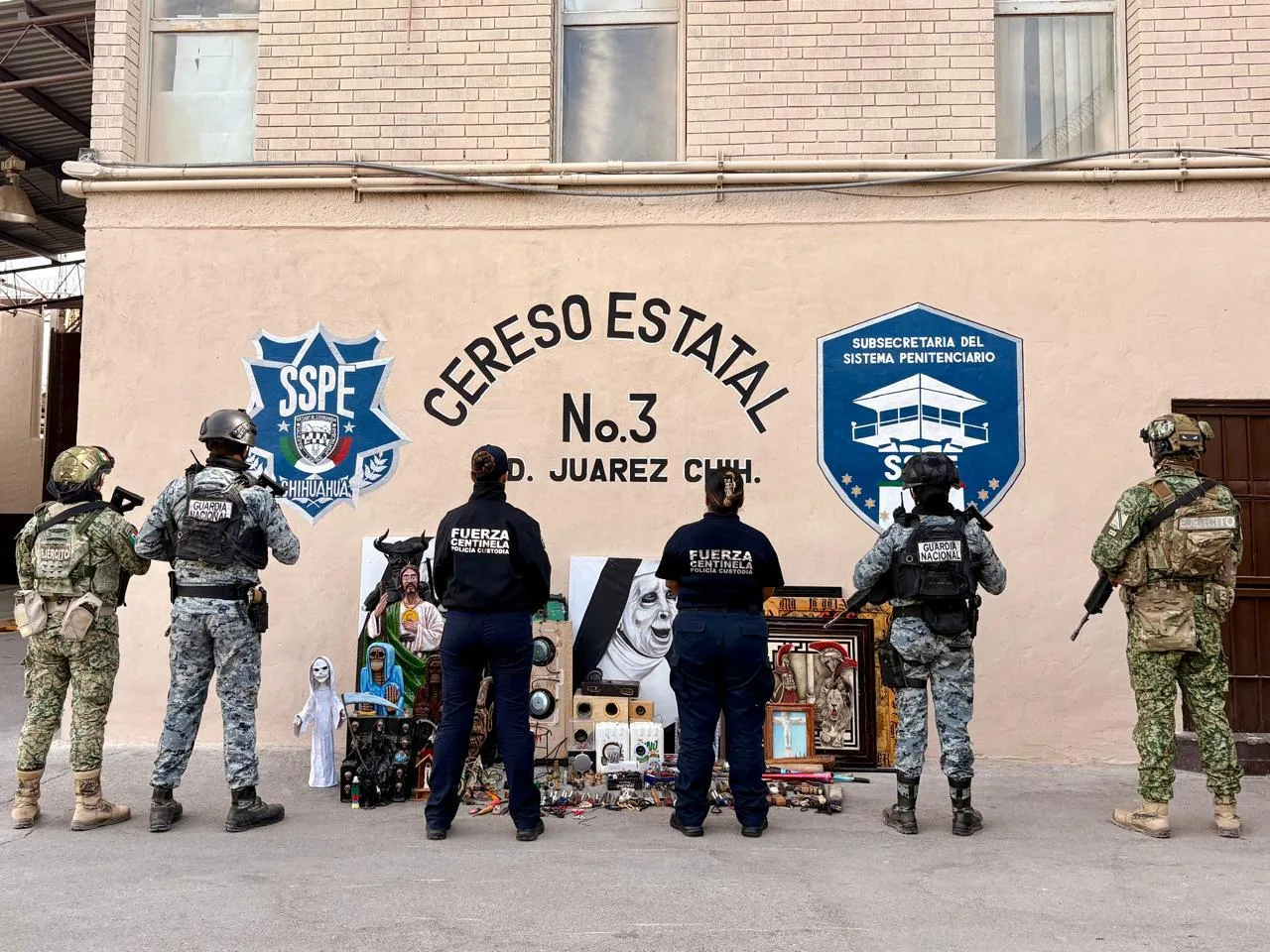 Operativo en CERESO No. 3 de Ciudad Juárez decomisa 139 objetos prohibidos con 307 elementos desplegados