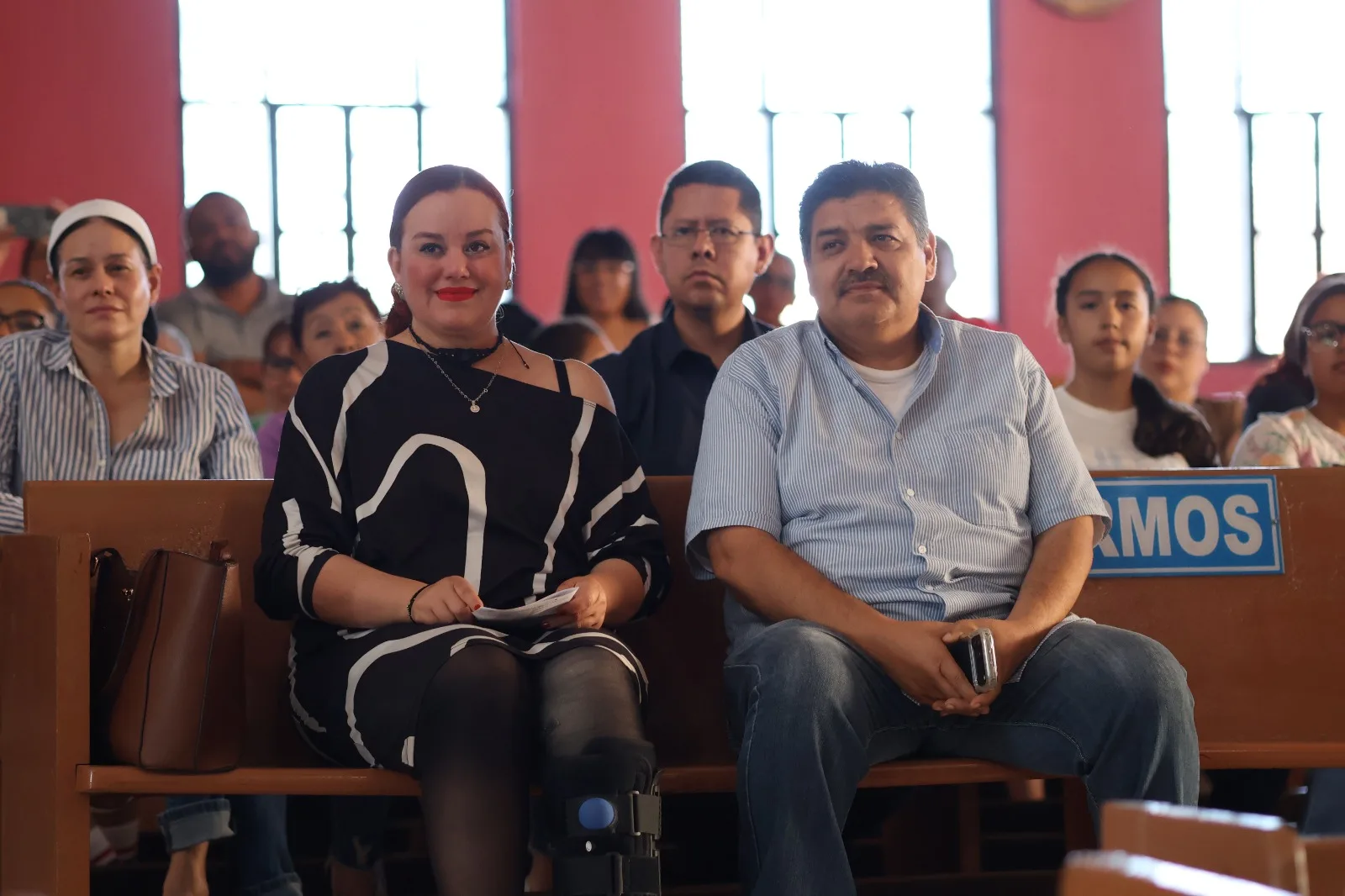 Filarmónica Joven lleva música sinfónica gratuita a familias de Ciudad Juárez en la Parroquia Santa Inés - imagen 8