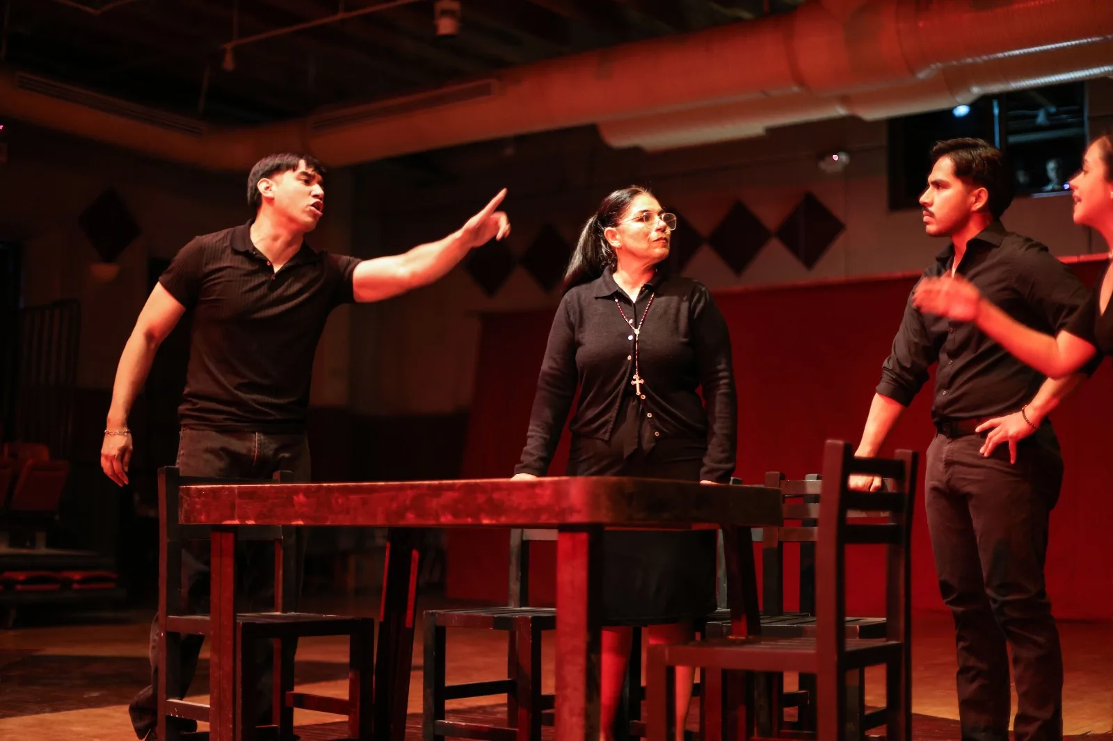 Obra 'Mi alma grita el silencio de mi niña' emociona al público en el festival Arte+Arte de Juárez - imagen 9