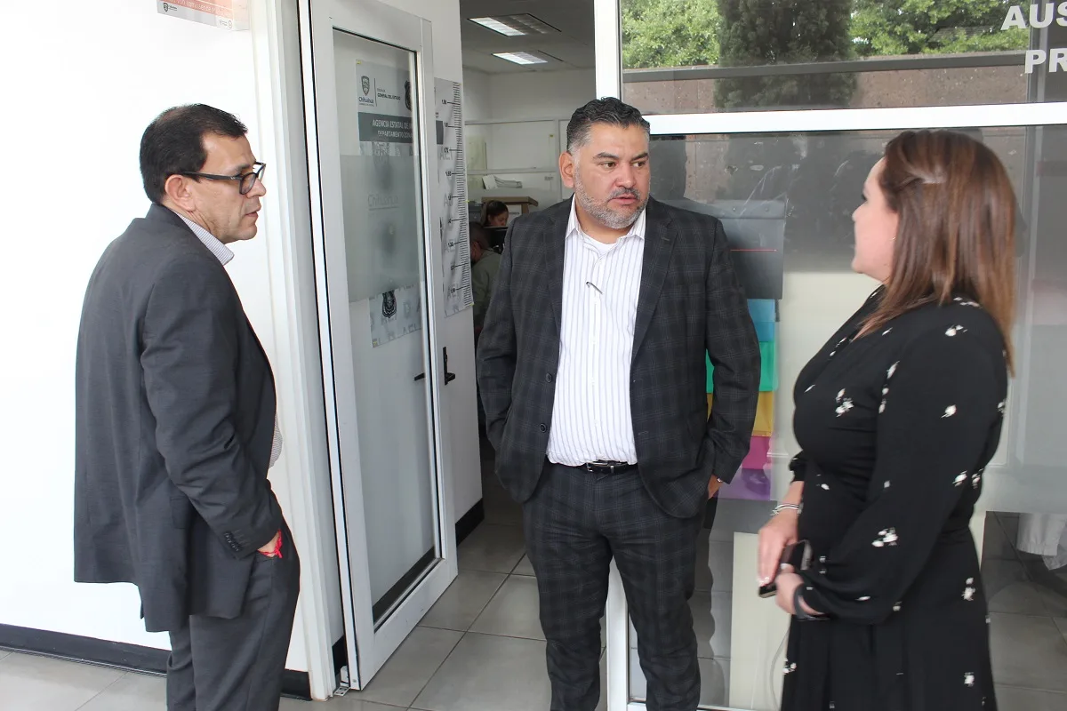 Encargado de la FGE recorre instalaciones de la Fiscalía de Distrito Zona Occidente en Chihuahua