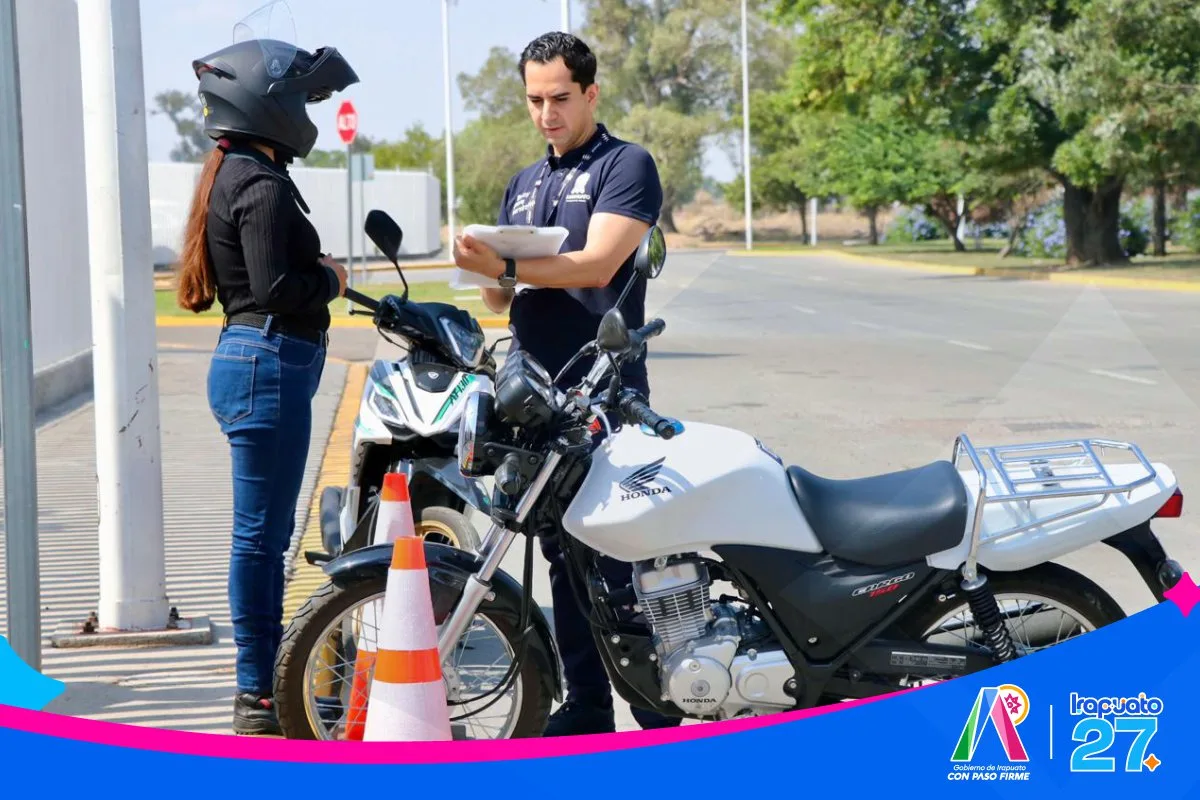 Primera generación de motociclistas en Irapuato se gradúa de la Moto Escuela 2026 - imagen 2