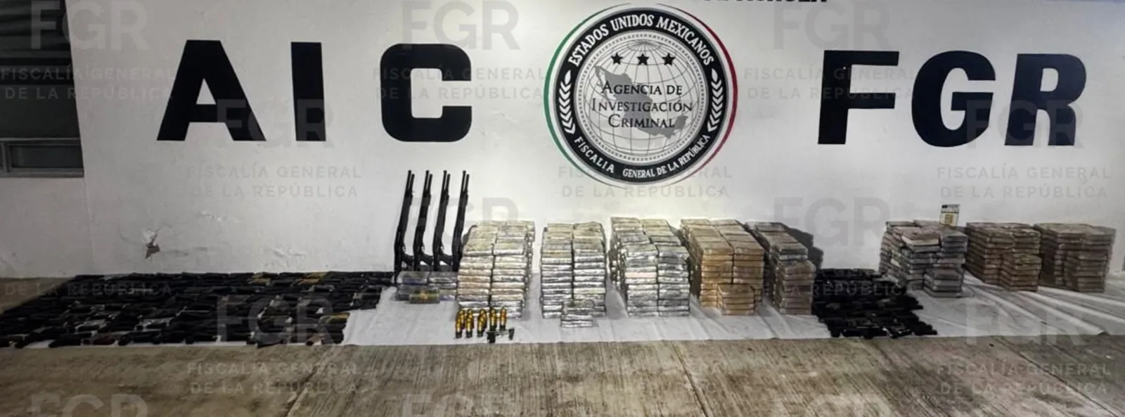 FGR asegura más de 150 armas, 18 granadas y 687 paquetes de cocaína en Chiapas - imagen 4