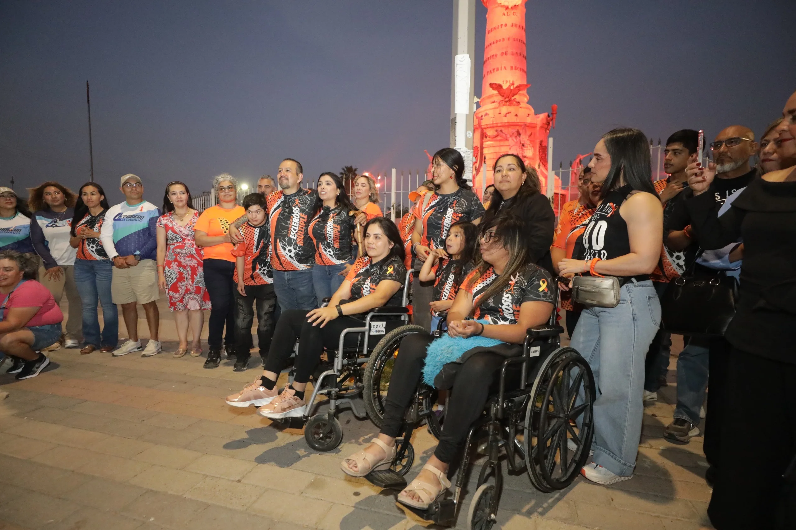 Ciudadanos de Chihuahua conmemoran el Día Municipal de la Esclerosis Múltiple para fomentar la empatía - imagen 10