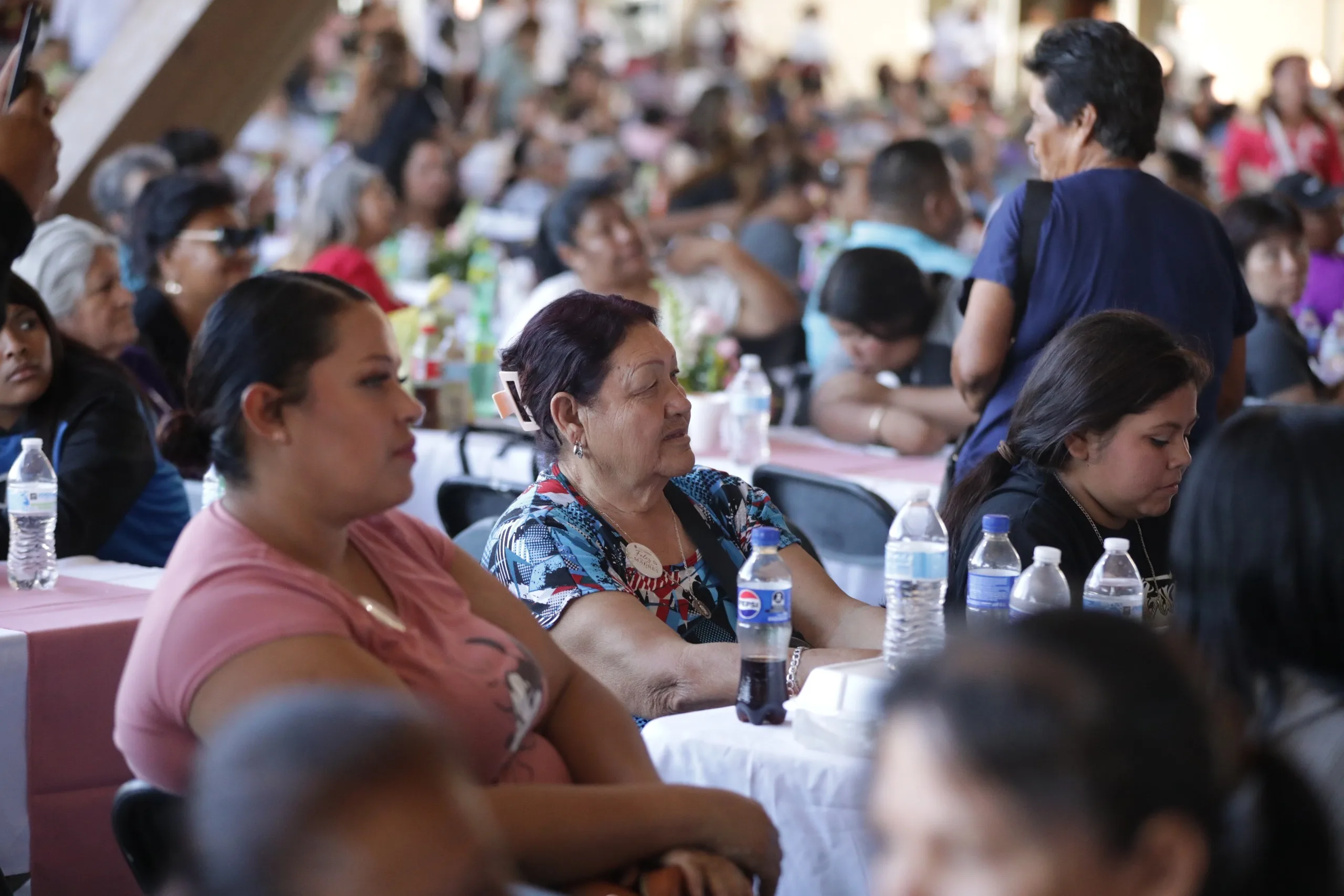 Cruz Pérez Cuéllar encabeza celebración del Día de las Madres en Polideportivo La Montada, Ciudad Juárez - imagen 6