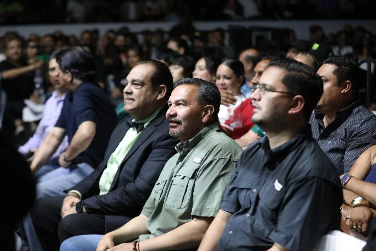 Gabriel “Torito” Muñoz defiende título del CMB con nocaut sobre Sergio “Diablito” Santana en Juárez - imagen 8