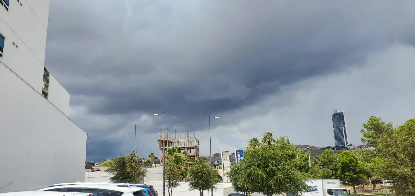 Protección Civil alerta por fuertes vientos, tolvaneras y lluvias aisladas en Chihuahua