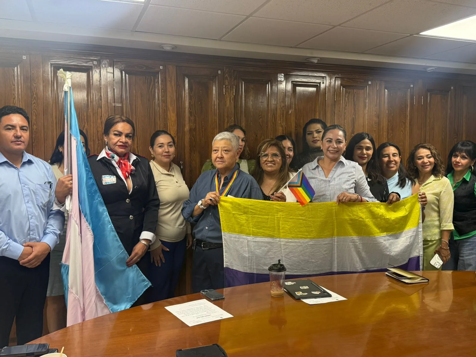 Regidoras y comunidad LGBTTTIQ+ dialogan sobre derechos y próximos eventos en junio