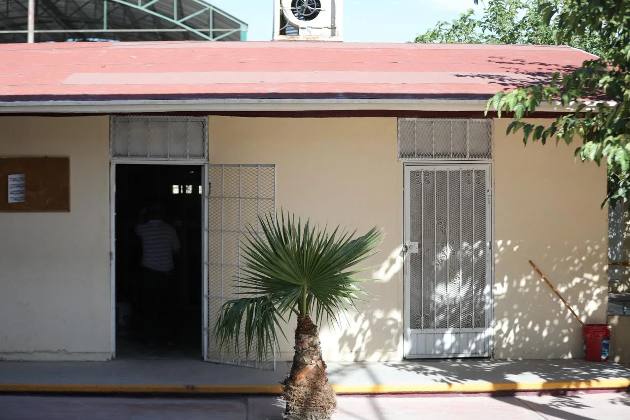 Gobierno Municipal de Ciudad Juárez entrega rehabilitación en Escuela Primaria Luis Donaldo Colosio - imagen 4