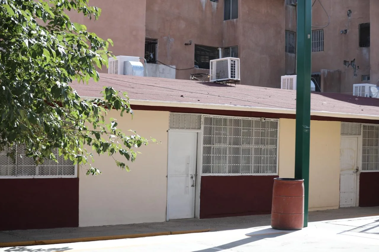 Gobierno Municipal de Ciudad Juárez entrega rehabilitación en Escuela Primaria Luis Donaldo Colosio - imagen 8