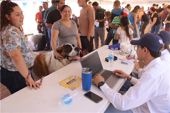 Chihuahua ofrece más de 2,150 servicios gratuitos para mascotas en jornada de salud y arranque de obra ambiental