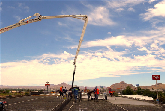 Construcción del puente de Fuerza Aérea en Chihuahua avanza al 74% con trabajos en losa superior - imagen 1