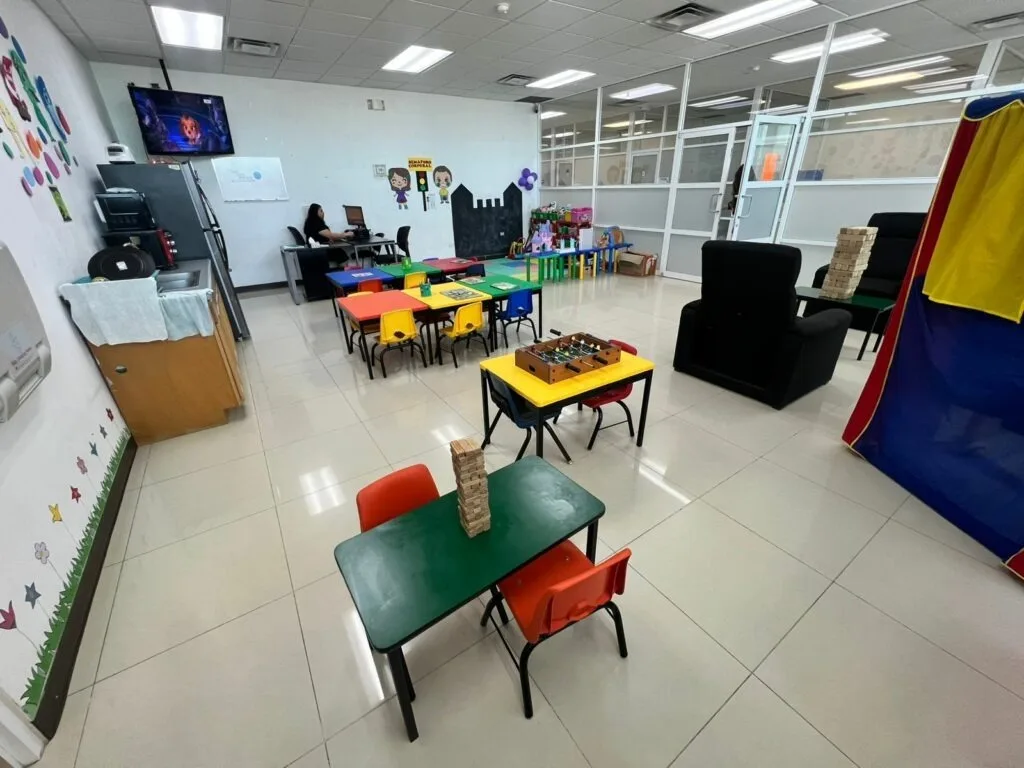 CEJUM brindó mil 698 atenciones a mujeres, niñas, niños y adolescentes en mayo en Ciudad Juárez - imagen 2