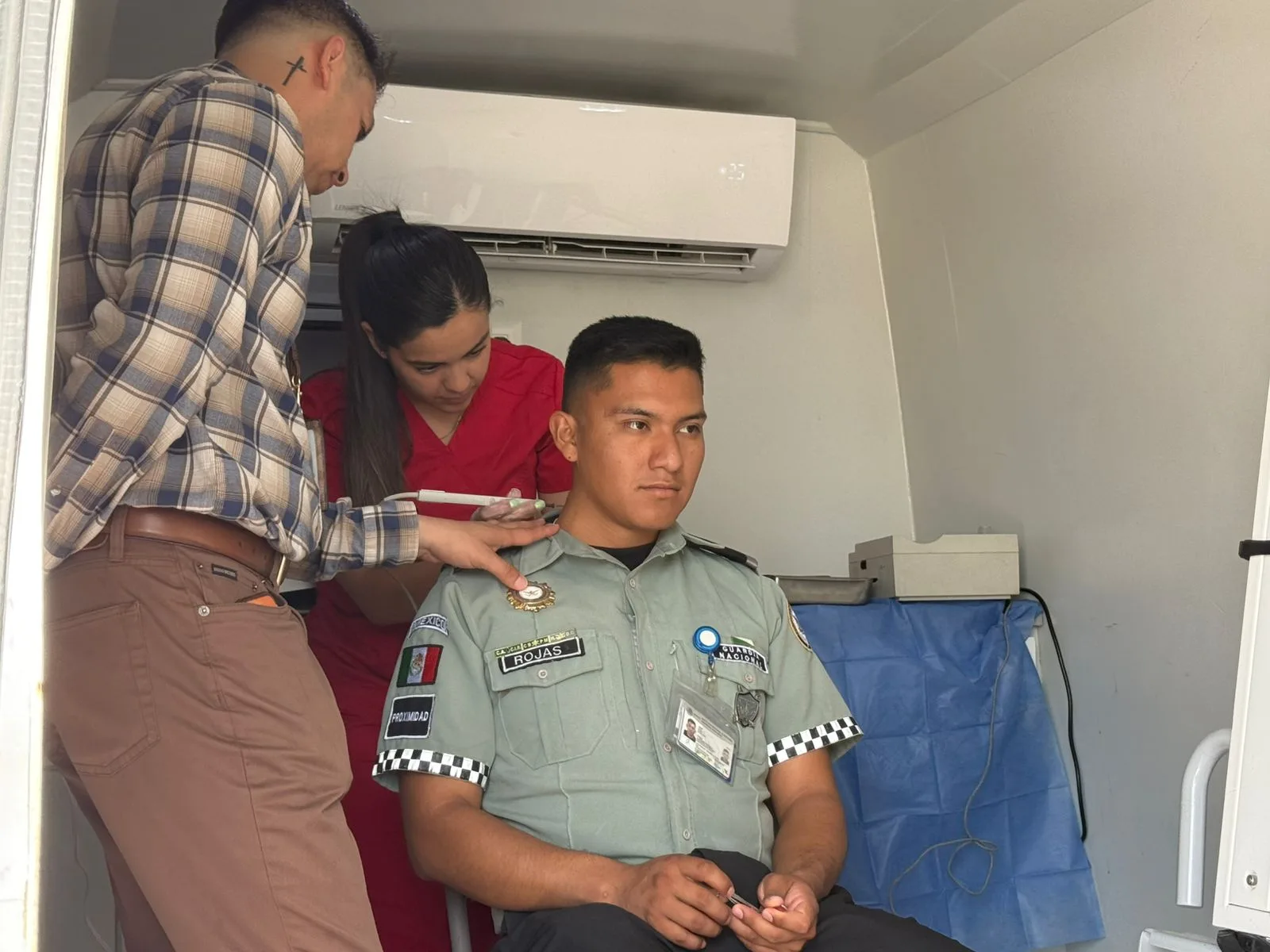 Brigada Médico a tu Puerta atiende a 176 personas en la Guardia Nacional de Ciudad Juárez - imagen 2