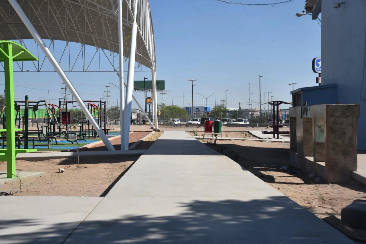 Finalizan instalaciones deportivas en Escuela Secundaria Federal 11 en Tierra Nueva con inversión de 6.7 millones - imagen 6