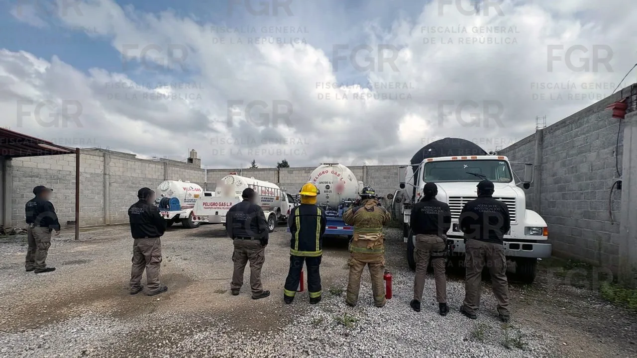 FGR asegura cuatro pipas con 10 mil litros de gas en Apizaco, Tlaxcala